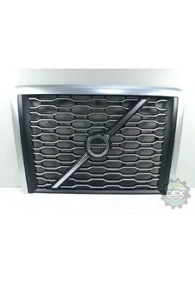 VOLVO  Grille