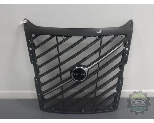 VOLVO  Grille