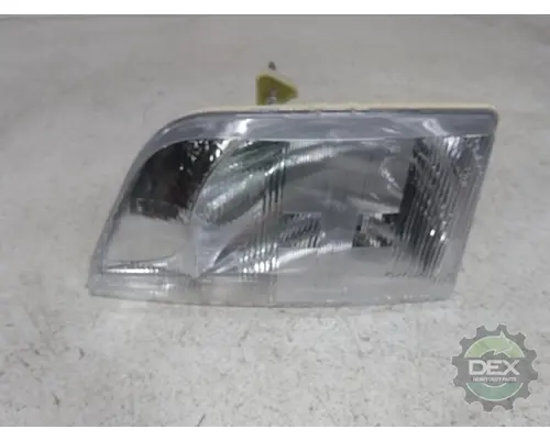 VOLVO  Headlamp Assembly
