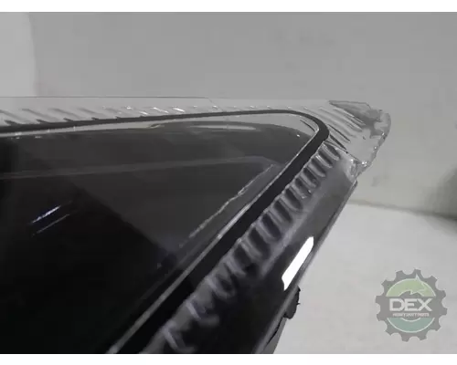 VOLVO  Headlamp Assembly