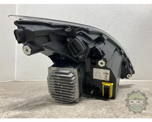 VOLVO  Headlamp Assembly