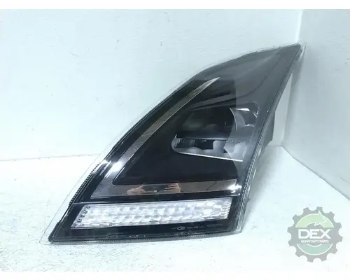 VOLVO  Headlamp Assembly