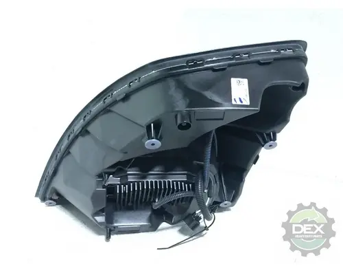 VOLVO  Headlamp Assembly