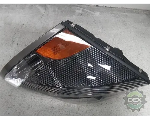 VOLVO  Headlamp Assembly