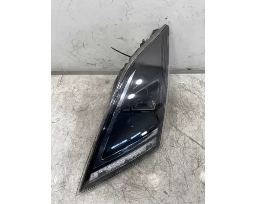 VOLVO  Headlamp Assembly