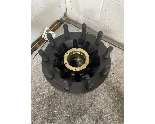 VOLVO  Hub