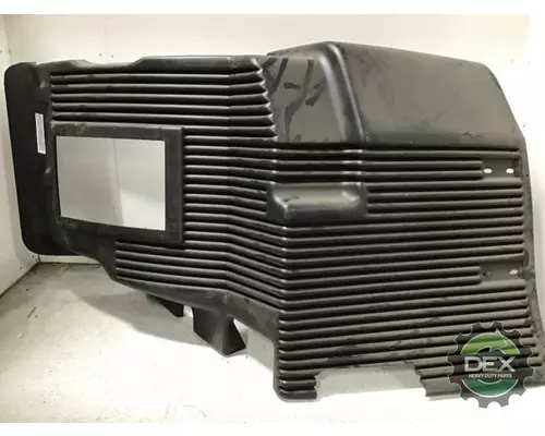 VOLVO  Inner Fender