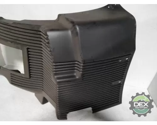 VOLVO  Inner Fender