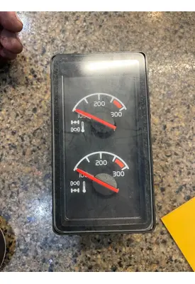 VOLVO  Instrument Cluster