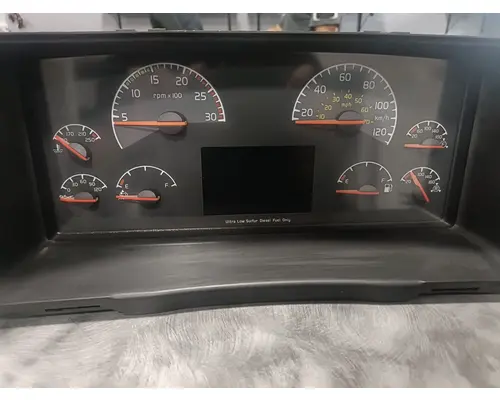 VOLVO  Instrument Cluster