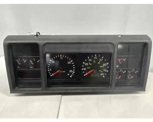 VOLVO  Instrument Cluster