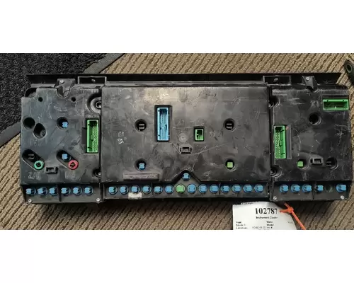 VOLVO  Instrument Cluster