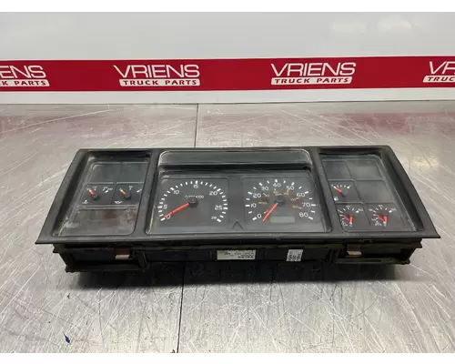 VOLVO  Instrument Cluster