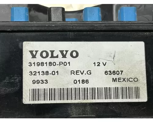 VOLVO  Instrument Cluster