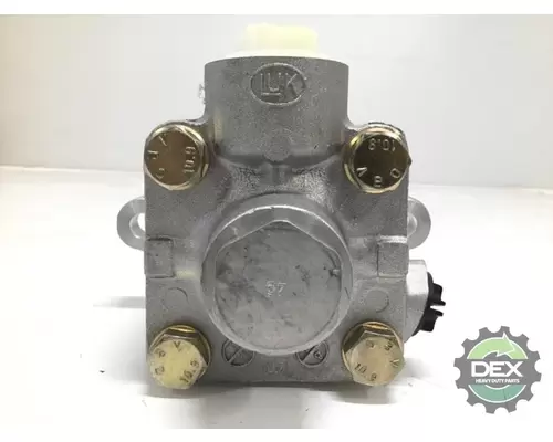 VOLVO  Power Steering Pump