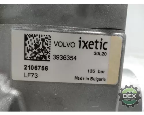 VOLVO  Power Steering Pump