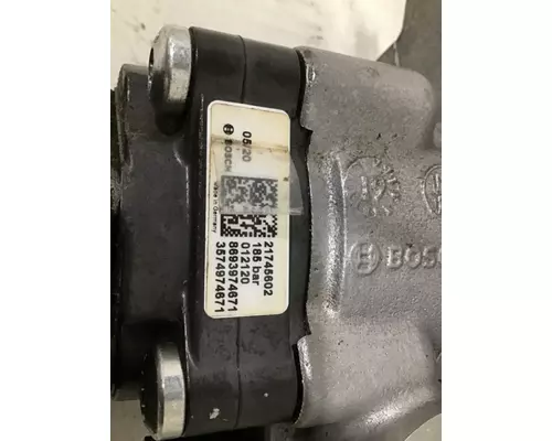 VOLVO  Power Steering Pump