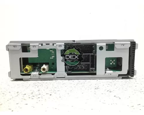 VOLVO  Radio