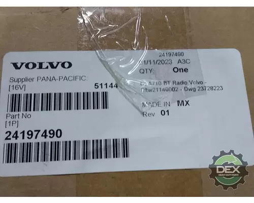 VOLVO  Radio