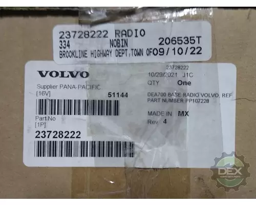 VOLVO  Radio