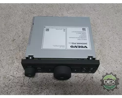 VOLVO  Radio