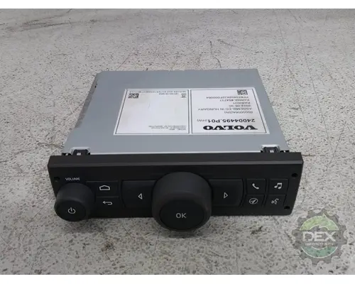 VOLVO  Radio