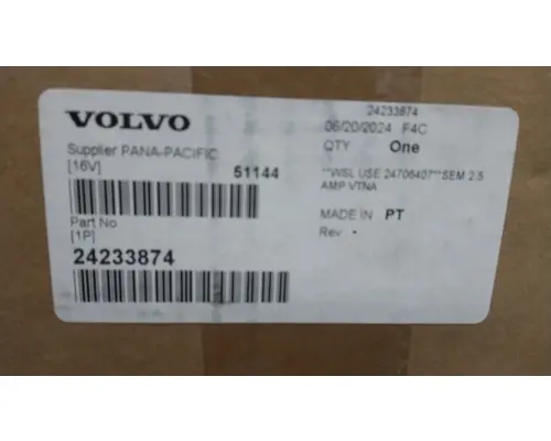 VOLVO  Radio