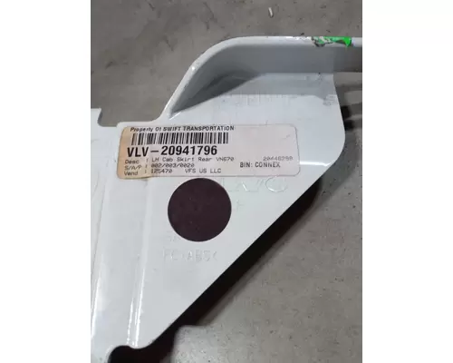 VOLVO  Side Fairing