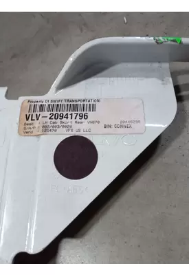 VOLVO  Side Fairing