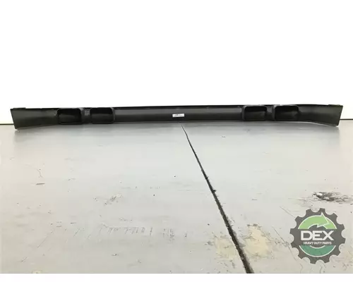 VOLVO  Spoiler, Front