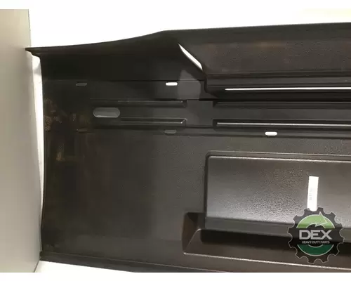 VOLVO  Spoiler, Front