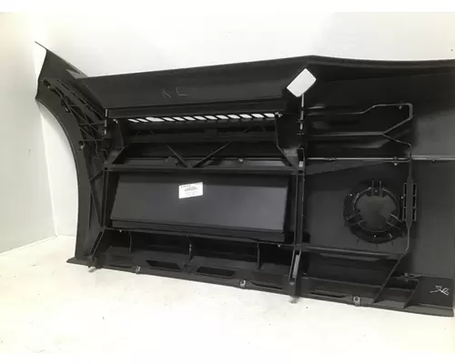 VOLVO  Spoiler, Front