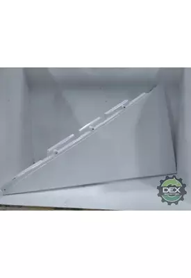 VOLVO  Spoiler, Front