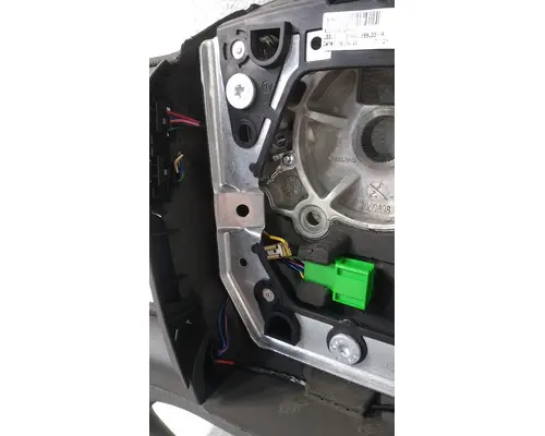 VOLVO  Steering Wheel