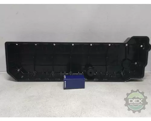 VOLVO  Valve Cover