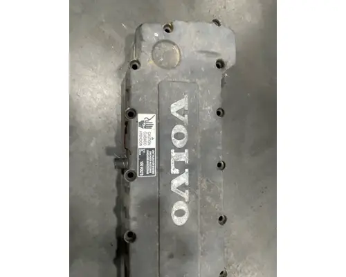 VOLVO  Valve Cover