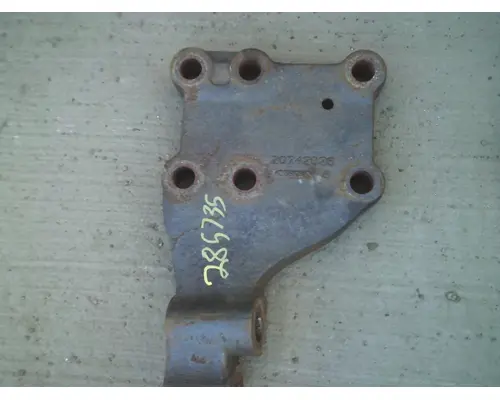 Engine Mounts VOLVO/GMC/WHITE VN Michigan Truck Parts
