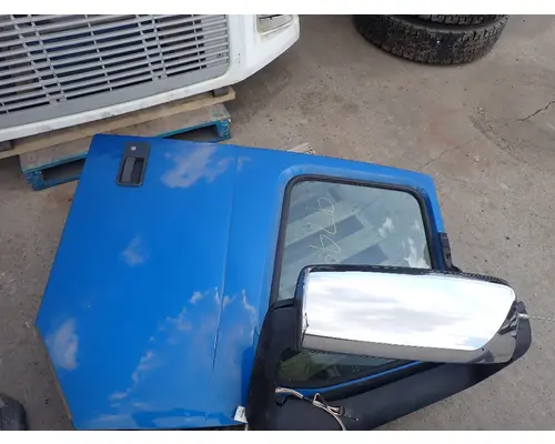 Door Assembly, Front VOLVO/GMC/WHITE VNL780 Michigan Truck Parts