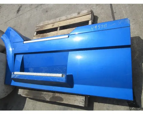 Skirt VOLVO/GMC/WHITE VNL Michigan Truck Parts