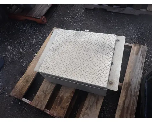 Tool Box VOLVO/GMC/WHITE VNM Michigan Truck Parts