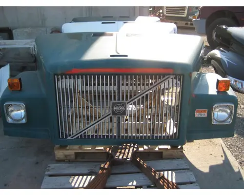 Hood VOLVO/GMC/WHITE WAH Michigan Truck Parts