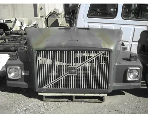 Hood VOLVO/GMC/WHITE WAH Michigan Truck Parts