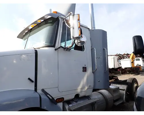 Cab VOLVO/GMC/WHITE WCA Michigan Truck Parts