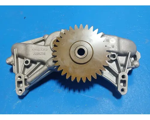 Volvo/Mack D13/MP8 Oil Pump
