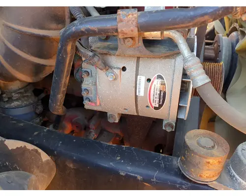 Alternator VOLVO TRUCK VNL Salvage City Inc.