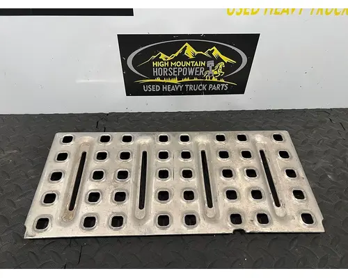Catwalk VOLVO TRUCK VNL High Mountain Horsepower