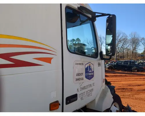 Door Assembly, Front VOLVO TRUCK VNL Salvage City Inc.