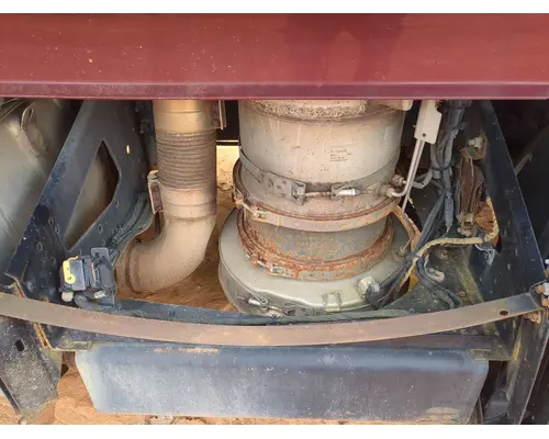 DPF (Diesel Particulate Filter) VOLVO TRUCK VNL Salvage City Inc.