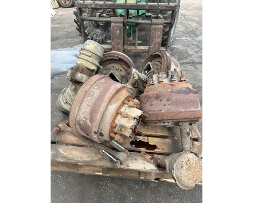 Hub VOLVO TRUCK VNL Usa Trade &amp; Exports Inc