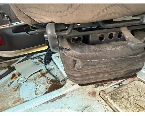 Seat, Front VOLVO TRUCK VNL Tony's Truck Parts